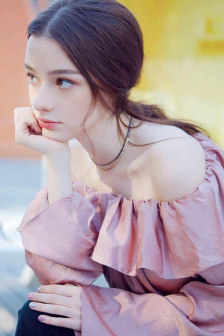 长腿美女